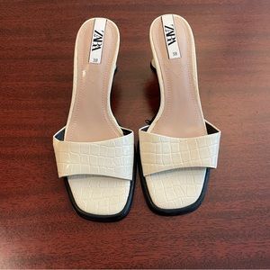 Zara Off White & Black Croc Heels Sandals size 38